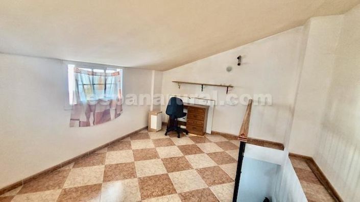 Image No.13-4 Bed Village House for sale