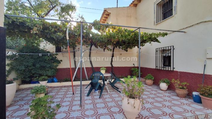 Image No.2-3 Bed Country House for sale