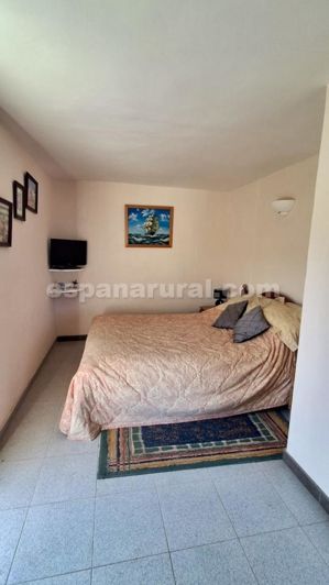 Image No.17-4 Bed Country House for sale