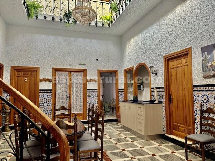 Image No.5-5 Bed Villa for sale