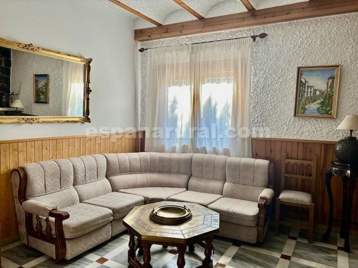 Image No.7-5 Bed Villa for sale