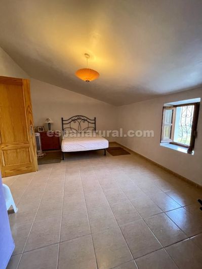 Image No.12-6 Bed Country House for sale