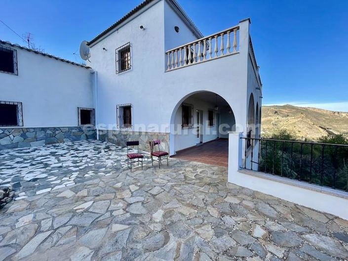 Image No.18-6 Bed Country House for sale