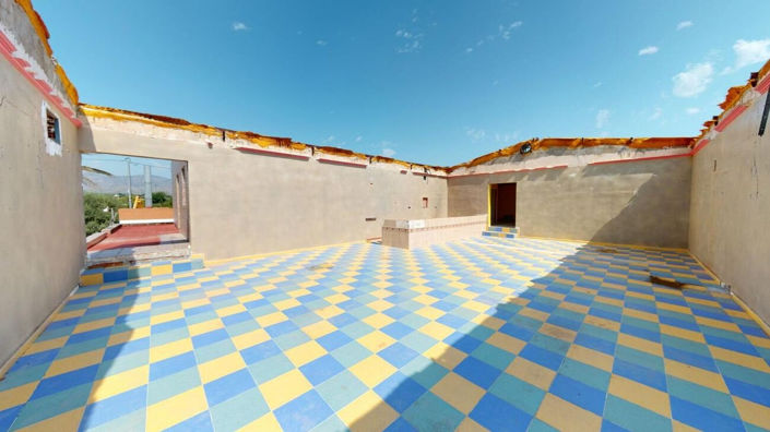 Image No.22-5 Bed Townhouse for sale