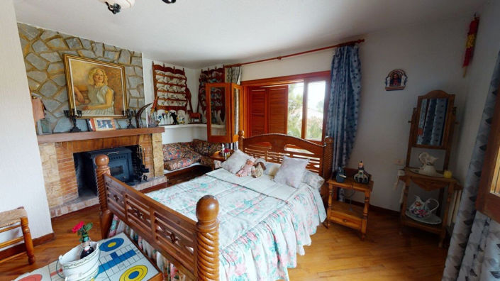 Image No.8-6 Bed Villa for sale