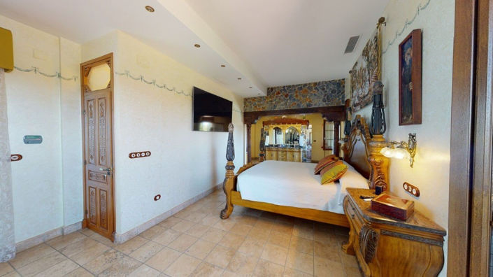 Image No.19-4 Bed Villa for sale