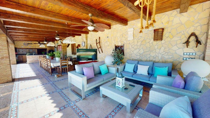 Image No.26-4 Bed Villa for sale