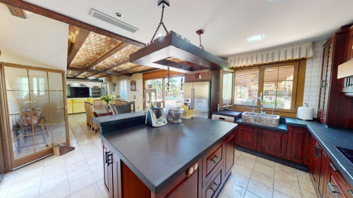 Image No.8-4 Bed Villa for sale