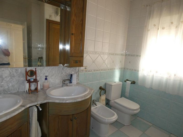 Image No.30-4 Bed Villa for sale