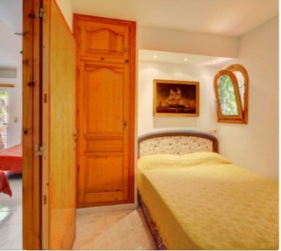 Image No.8-9 Bed Villa for sale