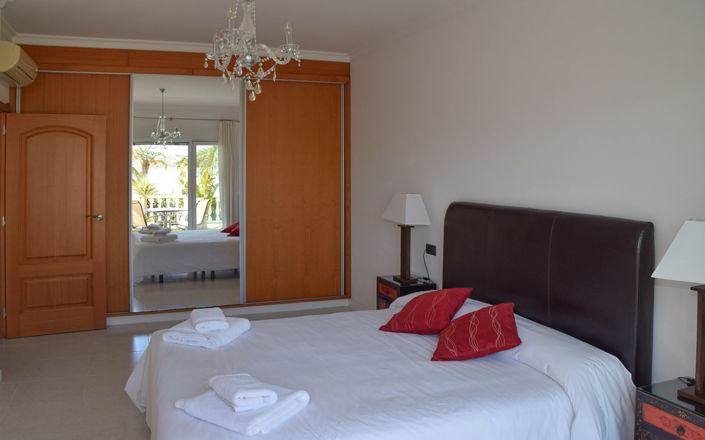 Image No.10-1 Bed Apartment for sale