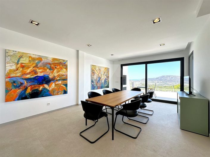 Image No.15-4 Bed Villa for sale