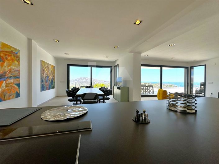 Image No.17-4 Bed Villa for sale