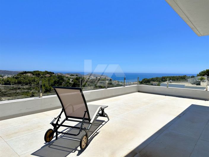 Image No.42-4 Bed Villa for sale