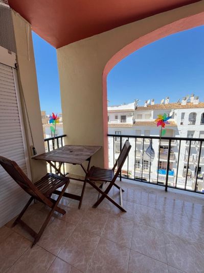 Image No.19-4 Bed Apartment for sale