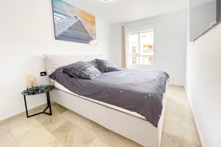 Image No.15-3 Bed Apartment for sale