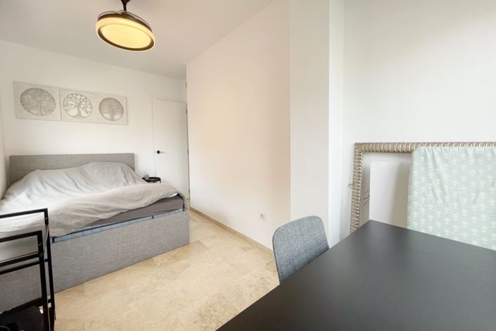 Image No.22-3 Bed Apartment for sale