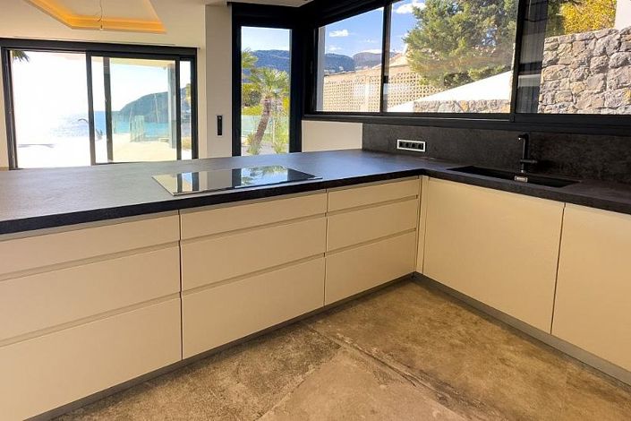 Image No.5-4 Bed Villa for sale