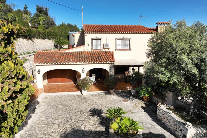 Image No.1-7 Bed Villa for sale