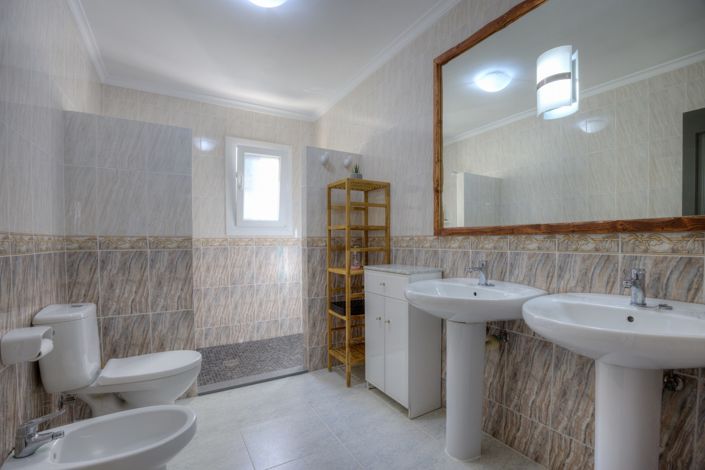 Image No.30-3 Bed Villa for sale