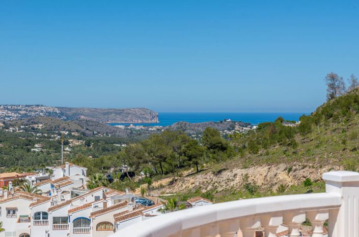 Image No.10-4 Bed Villa for sale