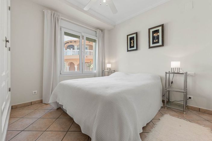 Image No.28-4 Bed Villa for sale