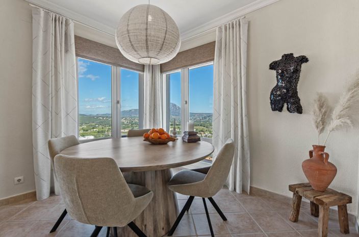 Image No.7-4 Bed Villa for sale