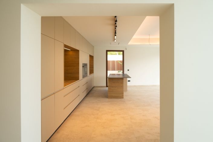 Image No.20-Villa for sale