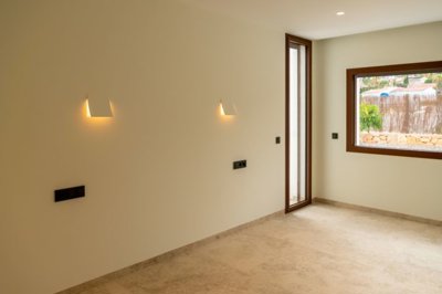 o1j83e2opssvhtbr1h711ot31b222l