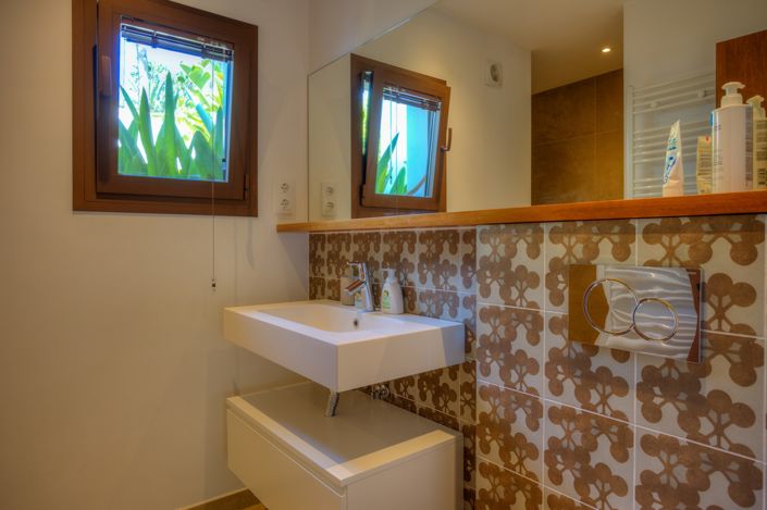 Image No.27-4 Bed Villa for sale