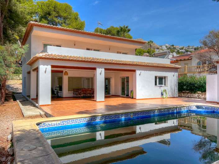 Image No.1-5 Bed Villa for sale