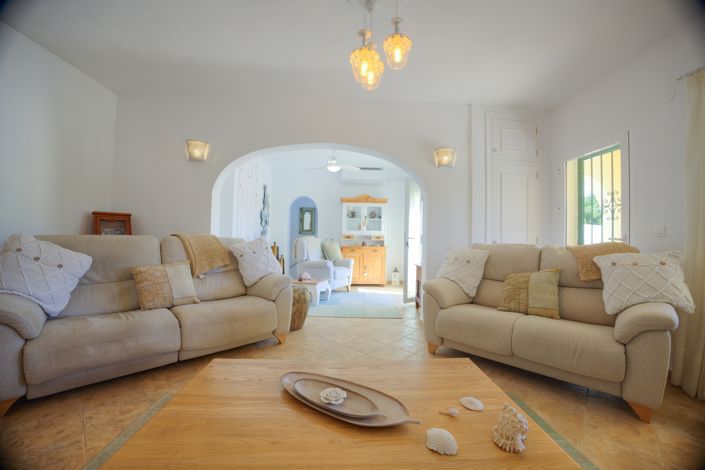 Image No.33-4 Bed Villa for sale