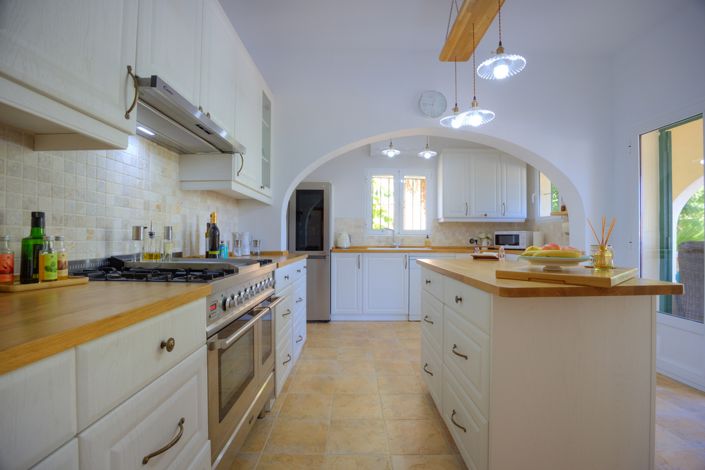 Image No.8-4 Bed Villa for sale