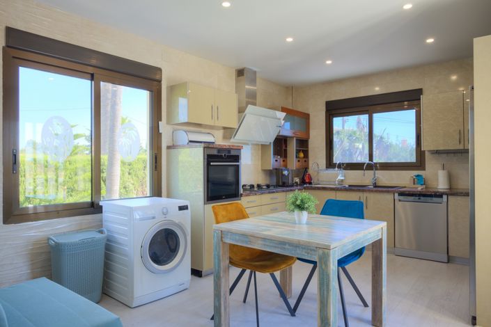 Image No.20-5 Bed Villa for sale