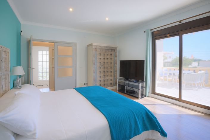 Image No.7-5 Bed Villa for sale