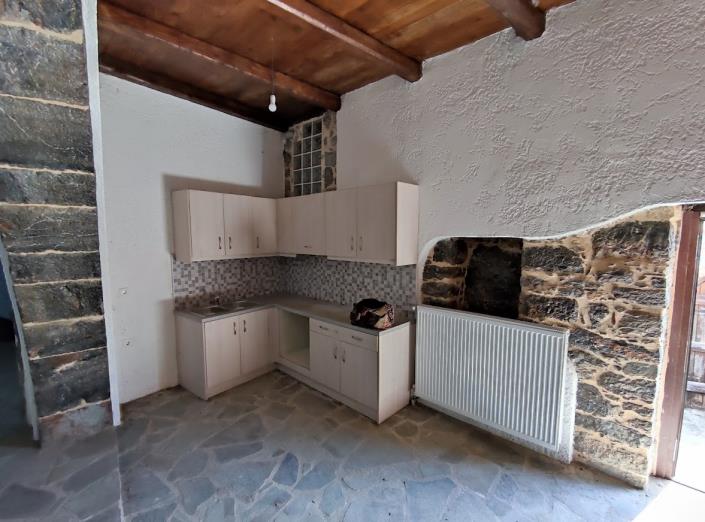 Image No.11-2 Bed House for sale