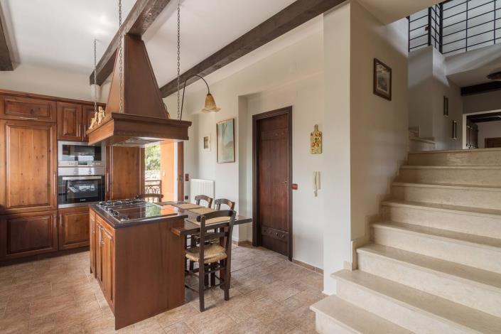 Image No.28-6 Bed Villa for sale