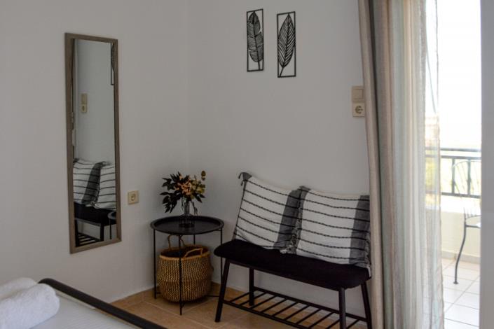 Image No.6-5 Bed Maisonette for sale