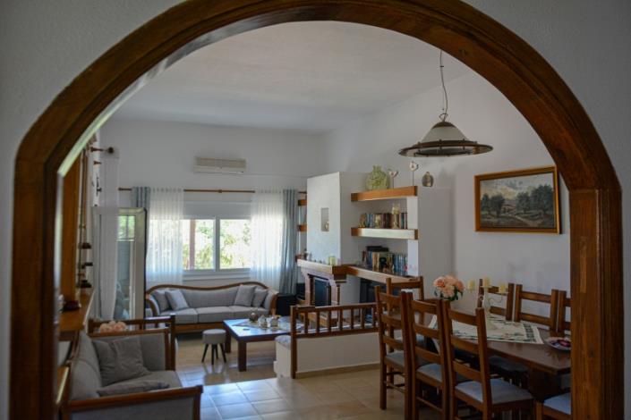 Image No.12-5 Bed Maisonette for sale