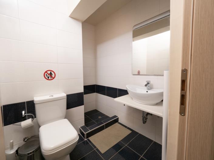 Image No.23-12 Bed Maisonette for sale