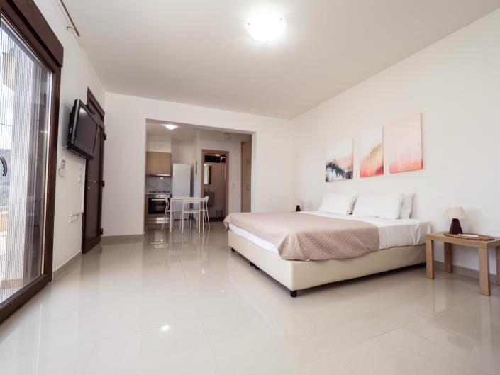 Image No.26-12 Bed Maisonette for sale