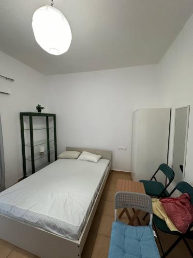 Image No.4-Studio for sale