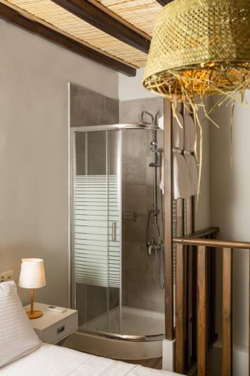 Image No.4-1 Bed Maisonette for sale