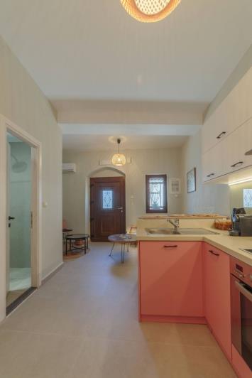 Image No.5-1 Bed Maisonette for sale