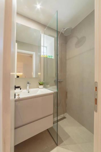 Image No.10-1 Bed Maisonette for sale