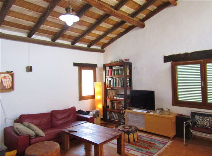 Image No.23-4 Bed Country House for sale