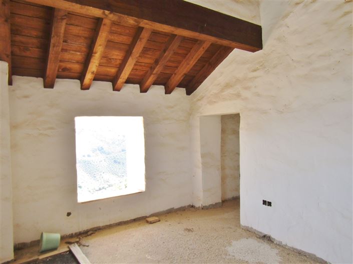 Image No.18-5 Bed Cortijo for sale