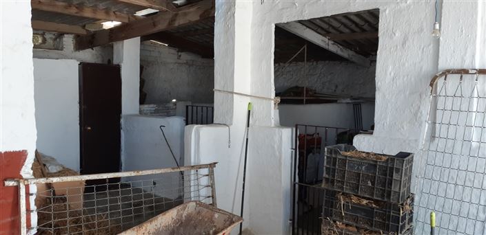 Image No.27-3 Bed Farmhouse for sale