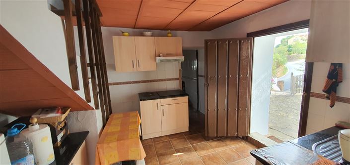 Image No.13-4 Bed Country House for sale