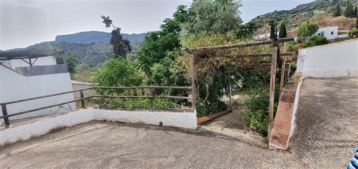 Image No.8-4 Bed Country House for sale